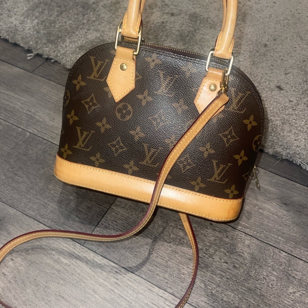Louis Vuitton Alma BB